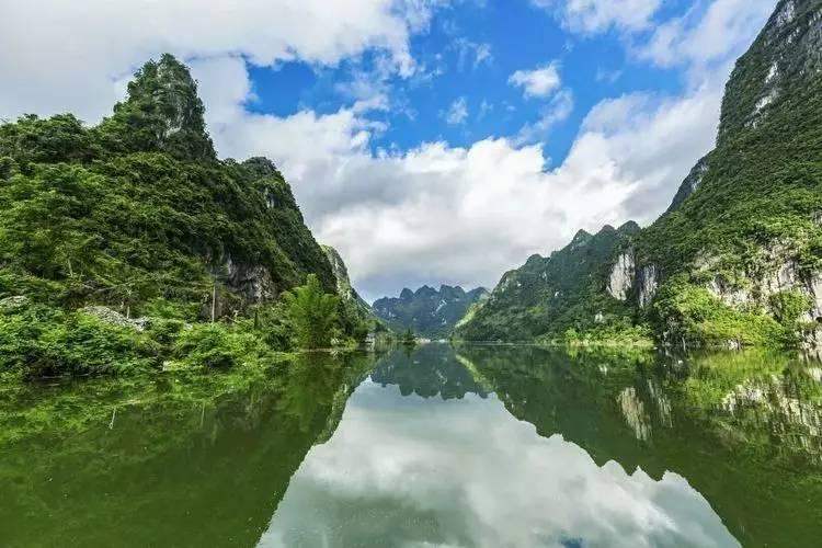 探索你发朋友圈吐槽过公司吗?是因为什么?,加入知识星球平台